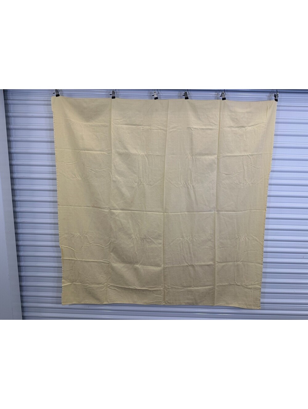Vintage Fleur de lis Tablecloth Topper Flower Light Tan Geometric Border